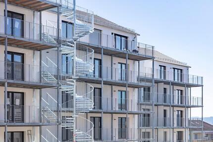 3-Zimmer-Wohnung mit einem großem Balkon! - Esslingen am Neckar Oberesslingen