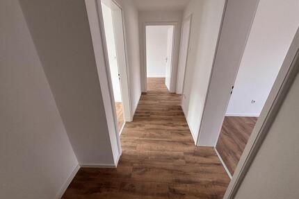 3-Zimmer-Wohnung in bester Lage von Stadtbergens: WG-geeignet, citynah und modern