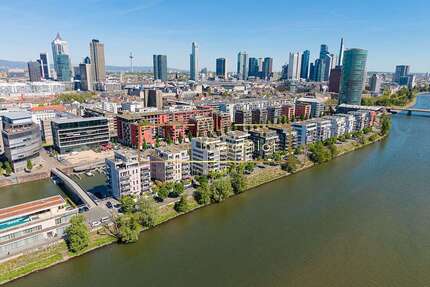 Wohnung zum Kaufen in Frankfurt am Main Gutleutviertel 1.675.000,00 € 140 m² - Frankfurt am Main / Gutleutviertel