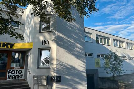 Schöne 1 Zimmer Wohnung mit Einbauküche - Altbach