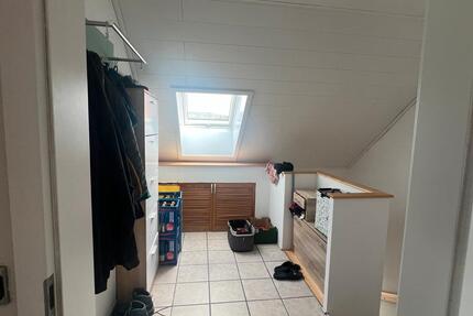 Dachgeschoss Wohnung zu vermieten - Heroldsbach