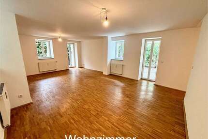 Wohnung zum Kaufen in Augsburg 450.000,00 € 90 m²