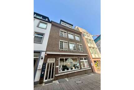 Haus zum Kaufen in Düsseldorf Altstadt 2.995.000,00 € 605 m² - Düsseldorf / Altstadt