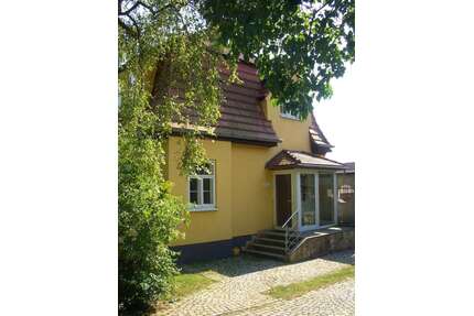 Haus zum Mieten in Weimar 850,00 € 70 m²