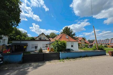 Teilrenoviertes Haus mit viel Potenzial!! - Schweitenkirchen