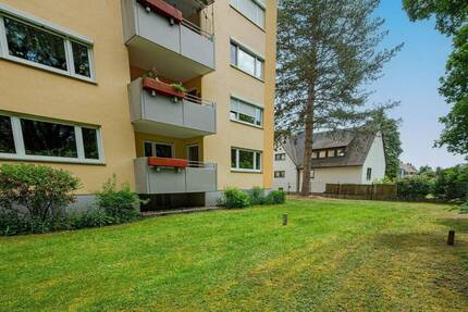 Wunderschöne, teilsanierte 3-ZW in naturnaher Lage in Nürnberg