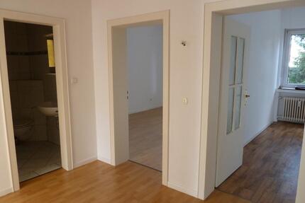 Mietwohnung ruhige Lage - 600,00&nbsp;EUR Kaltmiete, ca.&nbsp; 60,00&nbsp;m&sup2; in Voerde (Niederrhein) (PLZ: 46562)