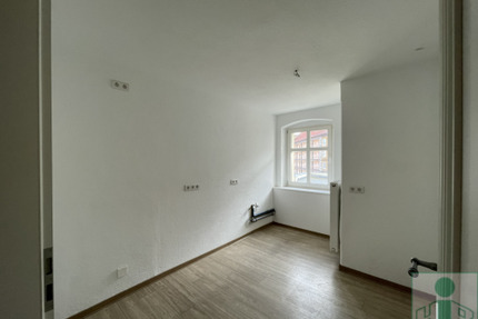 Schicke, gemütliche 2-Raum-Wohnung im 3. OG = DG im Zentrum von Bautzen zu vermieten!