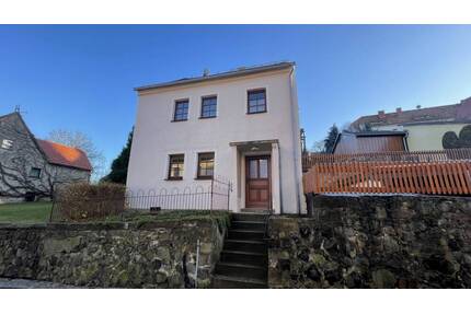 Die Lage überzeugt! - 59.000,00&nbsp;EUR Kaufpreis, ca.&nbsp; 66,00&nbsp;m&sup2;&nbsp;Wohnfl&auml;che in Stolpen (PLZ: 01833)