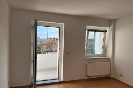 2-Zimmer Wohnung mit Balkon (WG-geeignet) - Greifswald