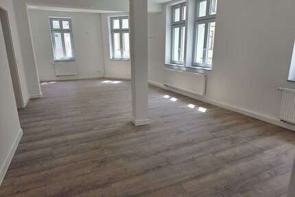 Wohnung zum Mieten in Eisenach 1.200,00 € 160 m²