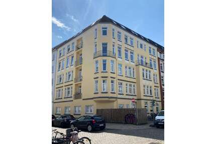 Wohnung zum Kaufen in Kiel 79.000,00 € 83 m²