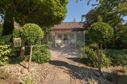 Haus zum Kaufen in Märkische Heide Kuschkow 540.000,00 € 273 m² - Märkische Heide / Kuschkow