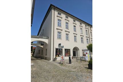 traumhafte Wohnung im ehem. kgl. bayr. Amtsgericht Tittmoning
