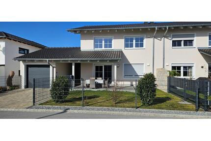 hochwertige Doppelhaushälfte in Osterhofen - Mühlham