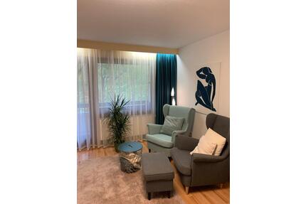 Ein Zimmer Wohnung in Bad Urach mit Garage