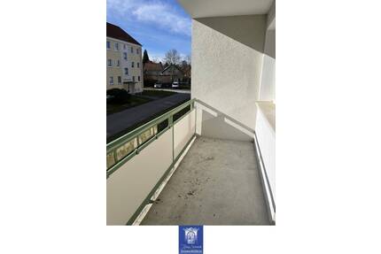 Hübsche Wohnung mit schönem Balkon in grüner und ländlicher Umgebung - Dorfhain