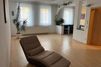 Haus zur Miete in zentraler Lage - Hof Altstadt