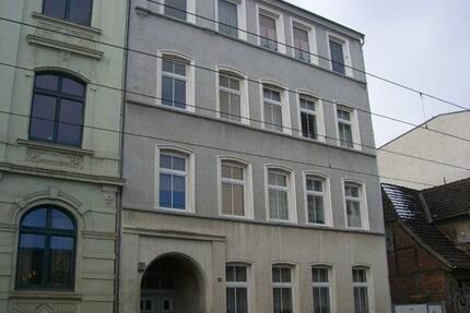 2-Zimmer-Dachgeschosswohnung in der Feldstadt zu mieten! - Schwerin