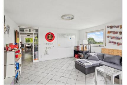 Großzügige lichtdurchfl. 4-Zi-Wohnung in Leinfelden-Echterdingen