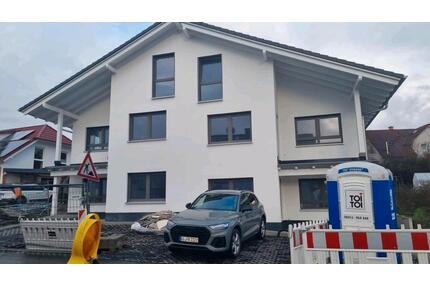 Doppelhaus Hälfte zu verkaufen - 700.000,00&nbsp;EUR Kaufpreis, ca.&nbsp; 176,00&nbsp;m&sup2; in Lich (PLZ: 35423)