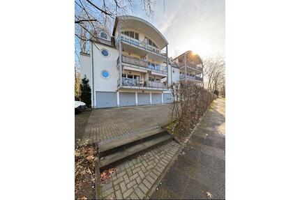Moderne 2 Zimmer Wohnung mit Balkon und Garage in Erkrath