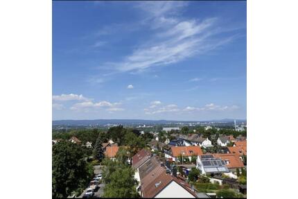 Sanierte 4-Zimmer-Wohnung im sanierten Mehrfamilienhaus - Mainz Mombach