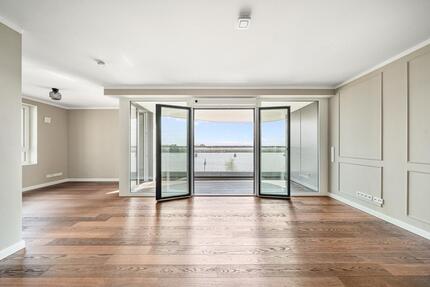 Exklusive Wohnung mit unverbaubarem Elbblick - provisonsfrei - Hamburg Hamburg-Mitte