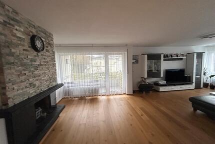 Exklusive 3 ZKW, zentral in Siegen, 100 m2, komplett renoviert
