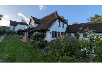 Haus zum Kaufen in Ahrenshoop 599.000,00 € 230 m²