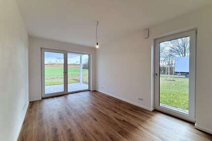 Wohnung zum Mieten in Roßbach 640,00 € 64.61 m²