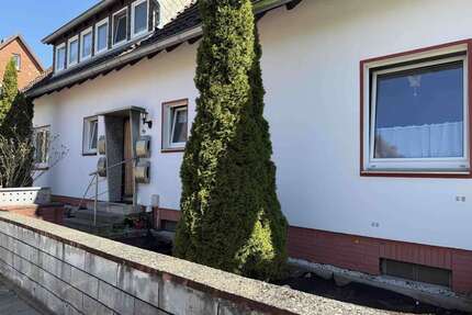 Haus zum Kaufen in Sarstedt 490.000,00 € 257 m²