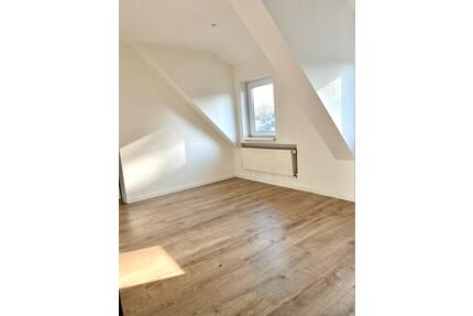 Blick auf Wurmberg, 3-Zi, Kü, Bad in Braunlage