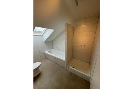 *NEUES BAD* Helle 2,5 ZKB in Mörsbach – inkl. Balkon & Garage! - Zweibrücken