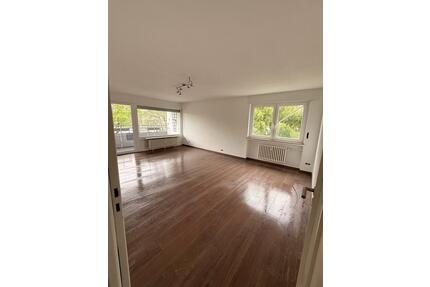 Helle 3-Zimmer-Wohnung - 720,00&nbsp;EUR Kaltmiete, ca.&nbsp; 81,00&nbsp;m&sup2; in Bad Driburg (PLZ: 33014)