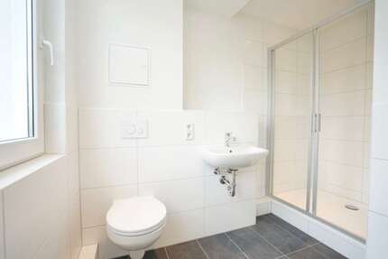 Wohnung zum Mieten in Chemnitz 363,36 € 46.67 m²