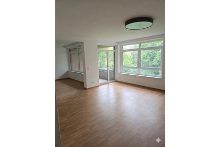 Großzügige 4-Zimmer-ETW mit offener Küche, Loggia, Garage Bocholt