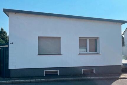 Freistendes Bungalow - 1.750,00&nbsp;EUR Kaltmiete, ca.&nbsp; 106,00&nbsp;m&sup2; in Duisburg (PLZ: 47443) Hochheide