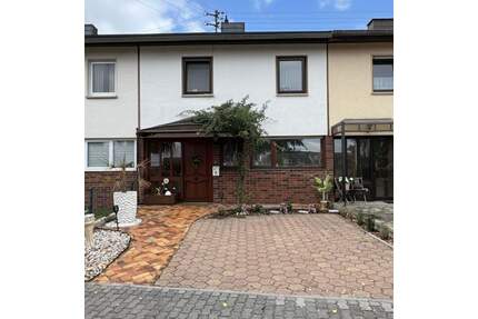 Einfamilienhaus mit Garten direkt an der Grenze Luxemburg - Perl