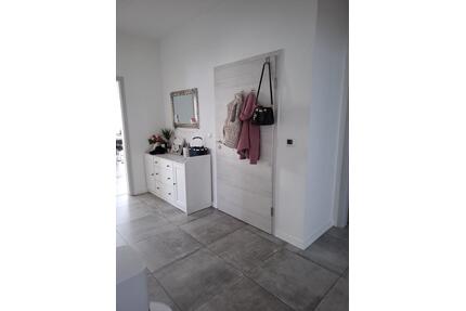 117qm 4-Zimmer mit Einbauküche, großem Balkon und Garten - Porta Westfalica