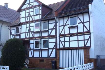 Haus zum Kaufen in Niestetal 179.000,00 € 150 m²