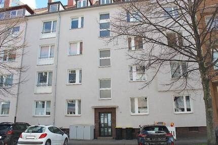 Sanierte 3 Zi.-Wohnung mit Balkon in Hannover - OT List