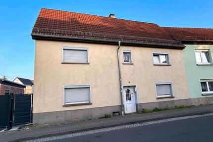 Haus Einfamilienhaus Garage Schuppen 2 Wohneinh. Reihenendhaus - Grimma