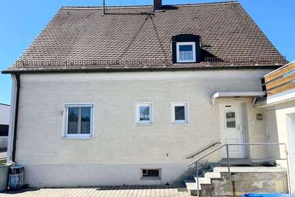 Haus zum Kaufen in Mainburg 275.000,00 € 126 m²