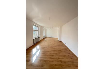 Großzügige 5-Zimmer-Wohnung mit historischen Details - Ansbach