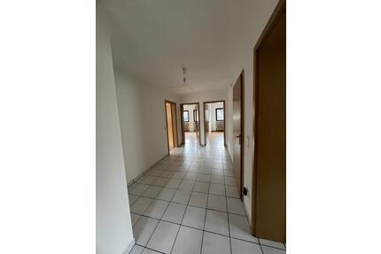 Großzügige Dachgeschosswohnung Niederfischbach - Siegen