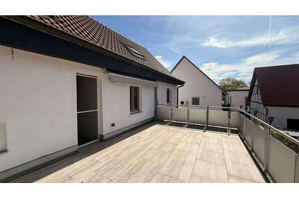 Haus zum Kaufen in Neckartailfingen 689.000,00 € 324 m²