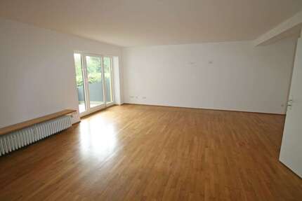 Wohnung zum Mieten in Landshut 1.160,00 € 122.14 m²