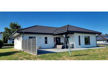 Haus zum Kaufen in Papendorf 375.000,00 € 164 m²