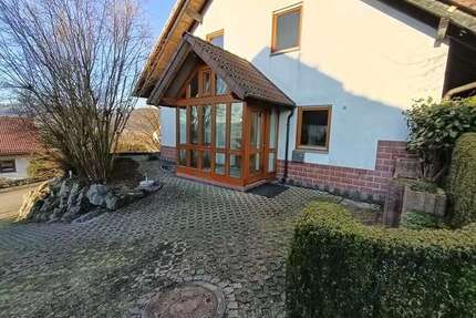 Haus zum Kaufen in Frankenau 349.000,00 € 124 m²